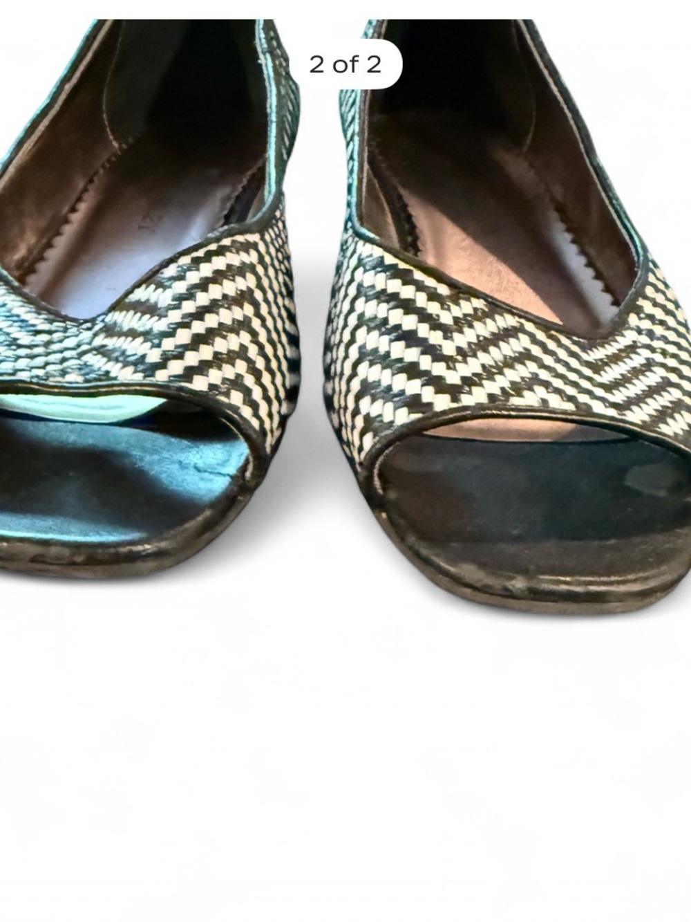 Laura Ashley Black and White Zigzag Peep-Toe Flats Size 7.5 - Picture 2 of 4